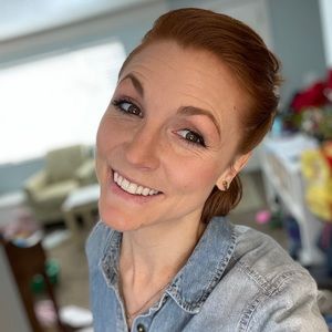 Meet your Posher, Camille